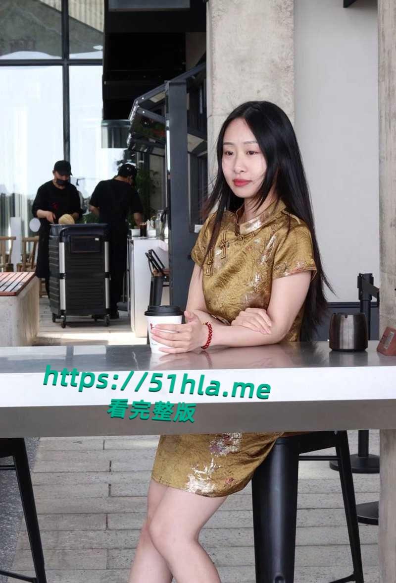 上海浦南幼儿园【朱玲也】锦和校区，美女幼师与男友裸聊自慰视频被曝光，淫浪尤物性瘾巨大私生活混乱不堪！-3