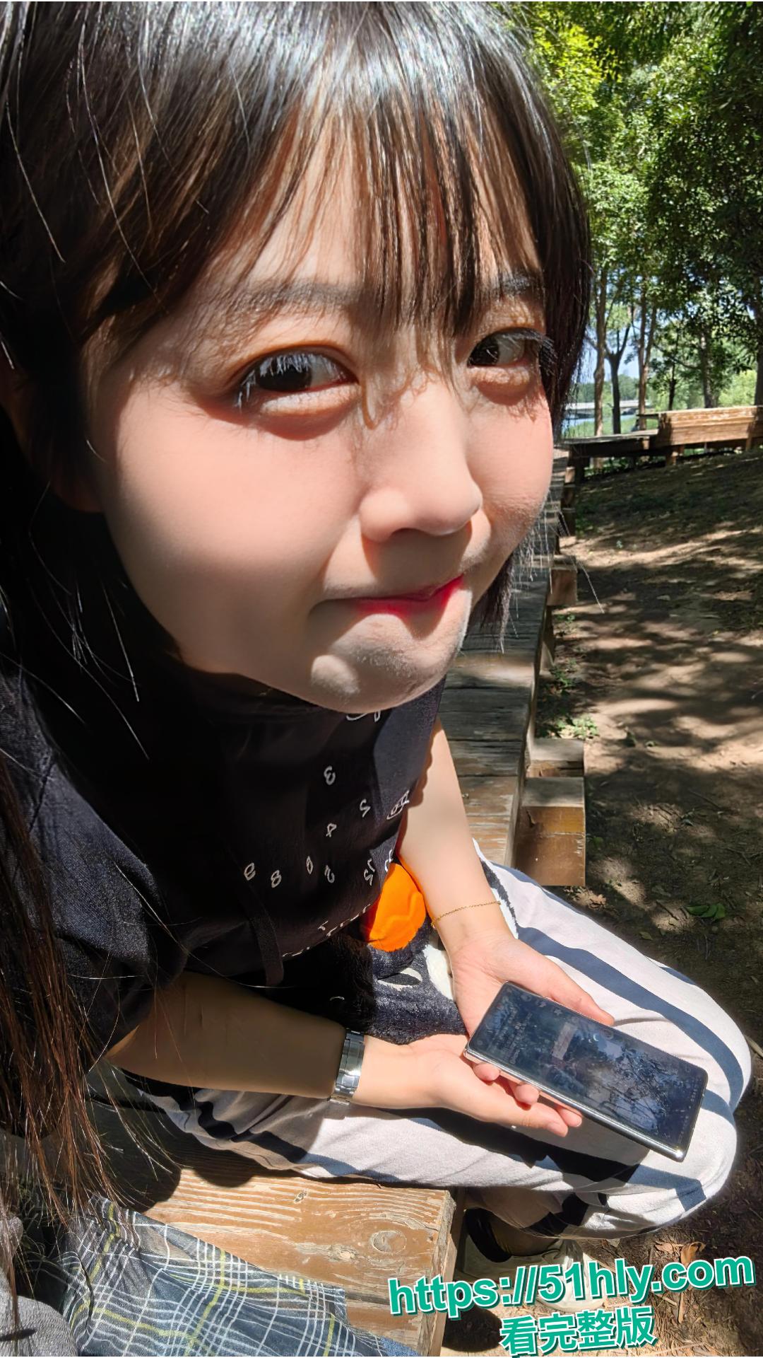 全网爆火高铁短发女孩大瓜！抖音真铁蛋被实锤为女主 私下被SM调教-7