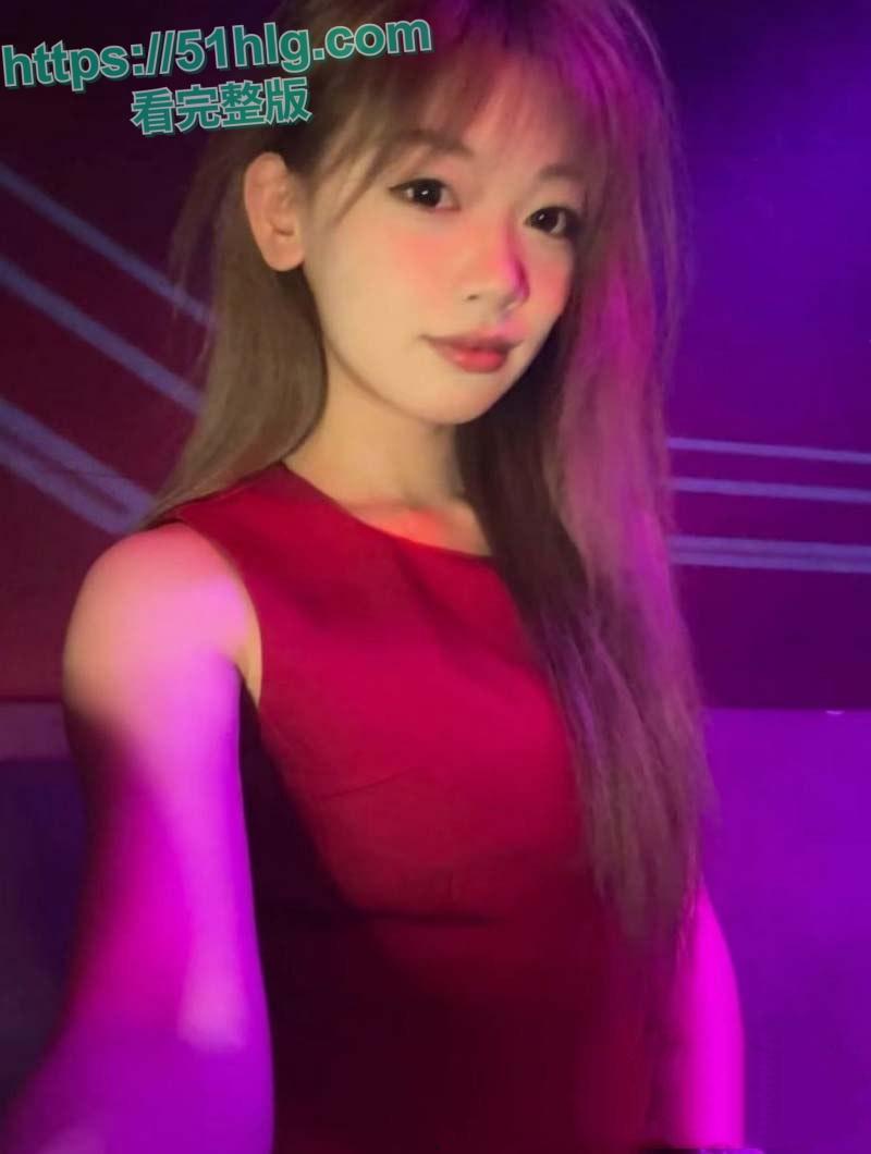 【山东青岛】酒吧营销【郑媛菲】，背着异地恋男友酒吧鬼混，多次约炮， 被男友发现后怒曝全网！-9