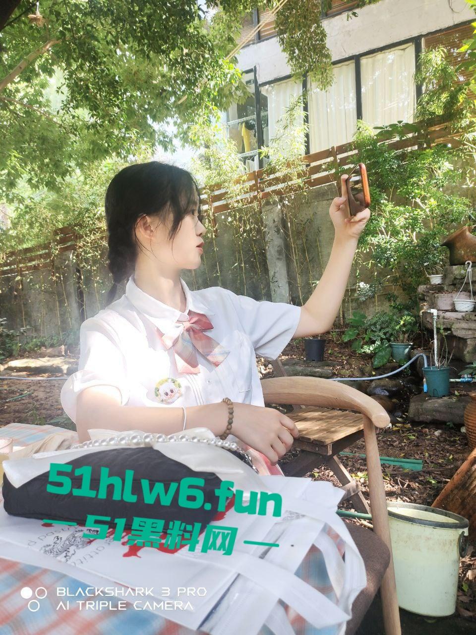 上海海事大学【潘子璇】非常反差的骚母狗,平时一副乖乖女的样子背地淫荡的一批,主动掰穴被土豪爆操抽插。-7