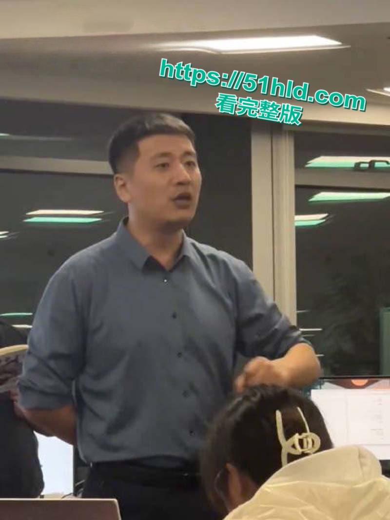 著名考研导师【张雪峰】出轨苏州小女友，送百万分手费赠190万豪车，女方自曝被包养真相，性爱视频全网广流传！-13