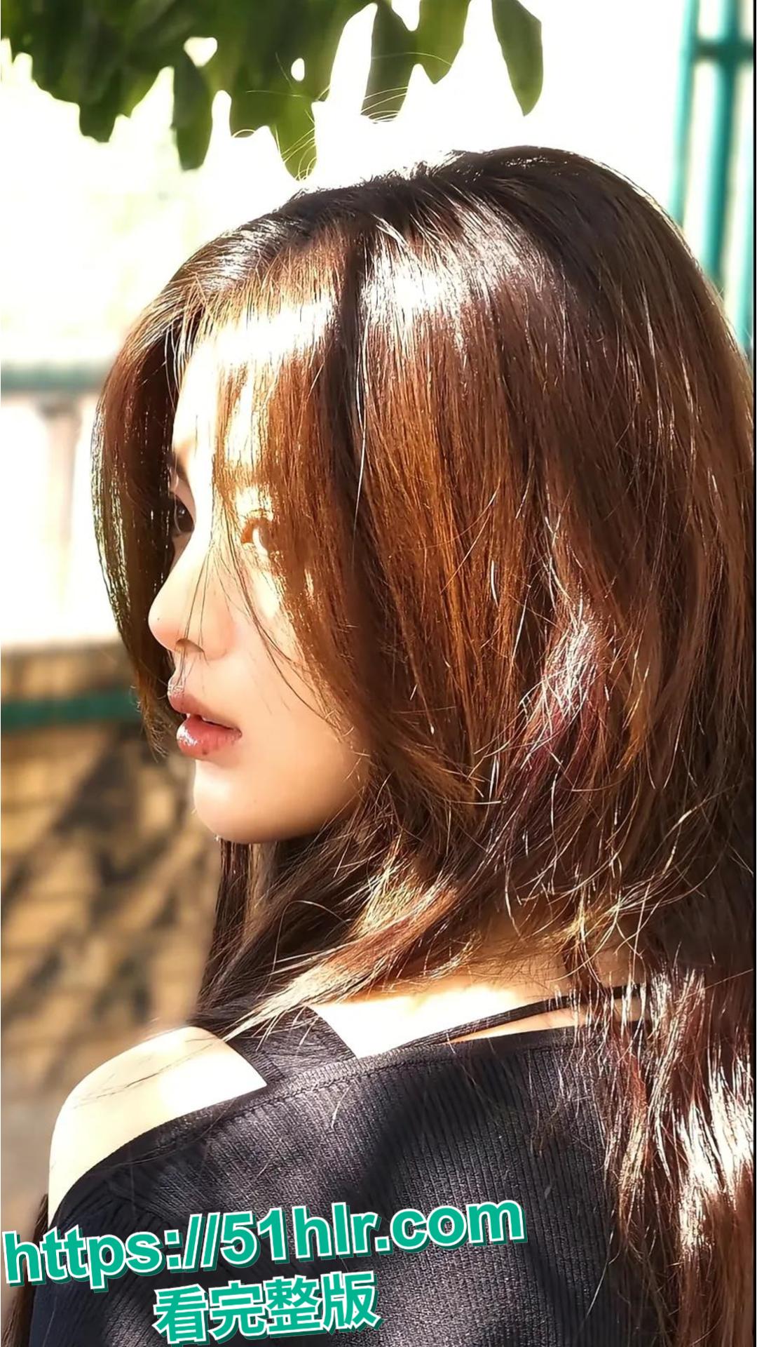 炸锅！顶流小花杨超越疑陷 “不雅视频” 风波！ 娱乐圈这瓜是按捺不住了！-4