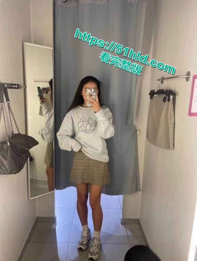 安徽刚毕业少女【刘晓艳】性爱视频曝光，被渣男玩弄一年，裸聊口交自慰样样精通淫荡十足！-3