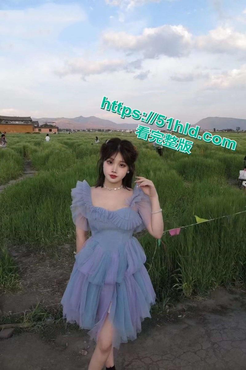 重庆纯欲校花【张颖】为圈钱沦为金主泄欲玩物，完美露脸深情口爆，闭眼享受反差感爆棚！-1