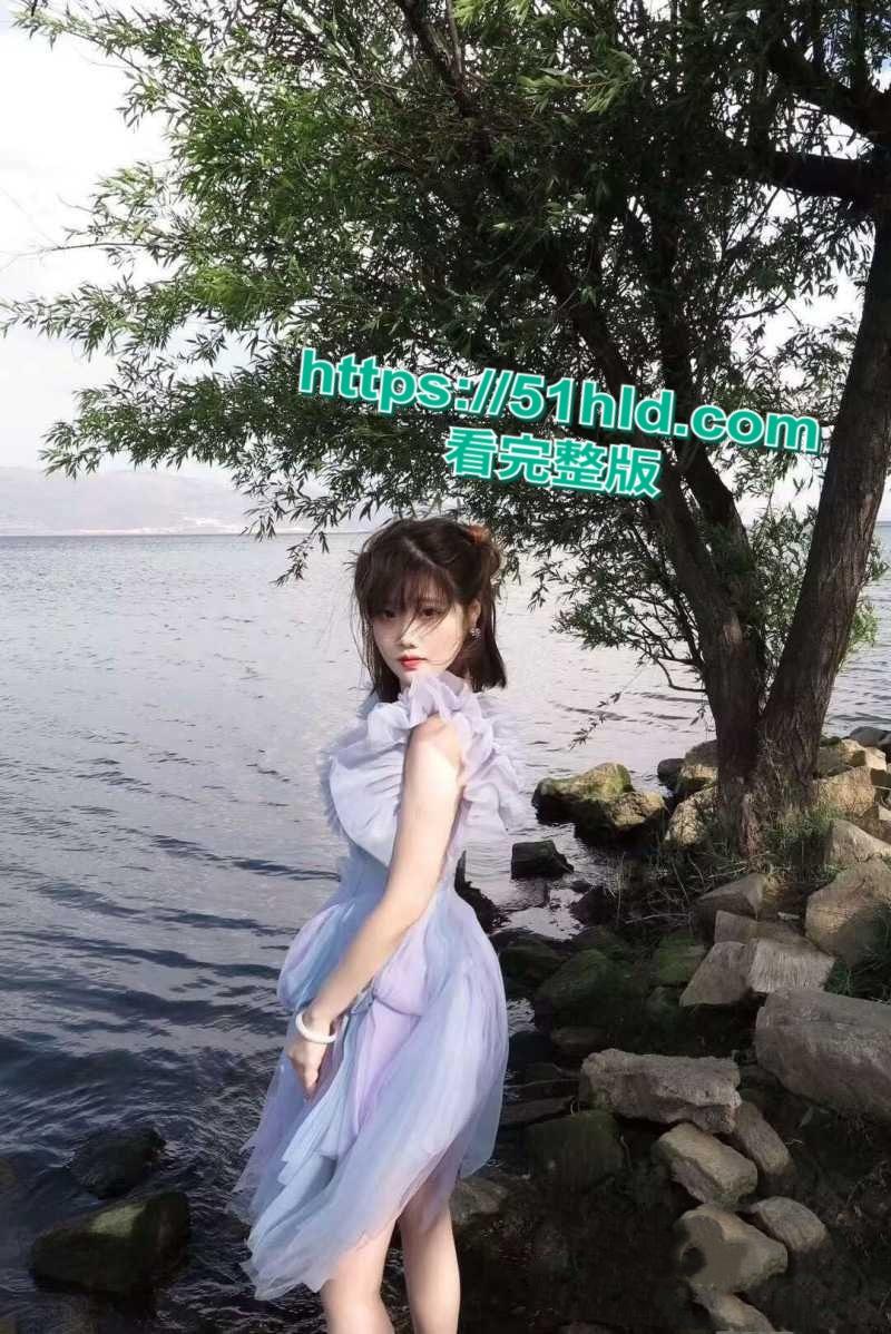 重庆纯欲校花【张颖】为圈钱沦为金主泄欲玩物，完美露脸深情口爆，闭眼享受反差感爆棚！-4