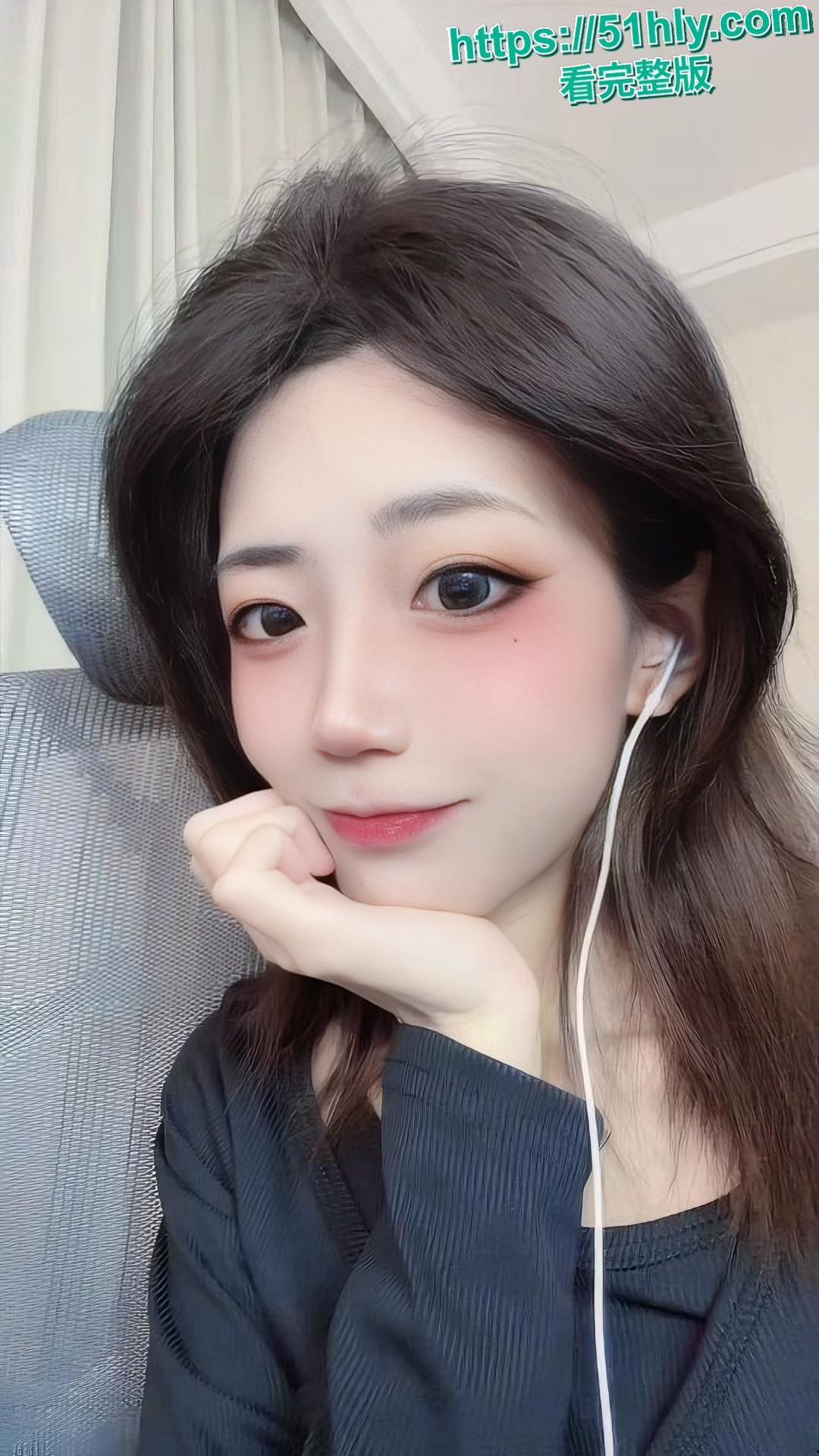 抖音40W粉丝游戏主播媛崽好困下海外围黑料扒皮，清纯游戏妹变身高端鸡-8