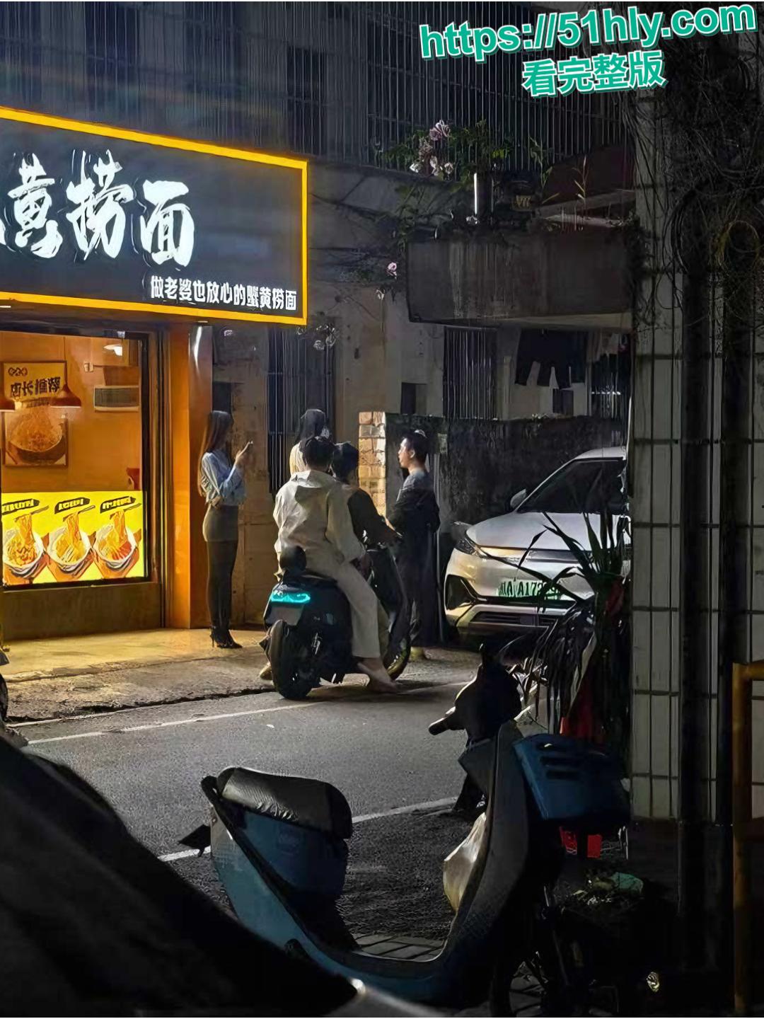 广西南宁青秀区埌西村二组 惊现200块钱最美站街女 扶贫全程实录流出！-7