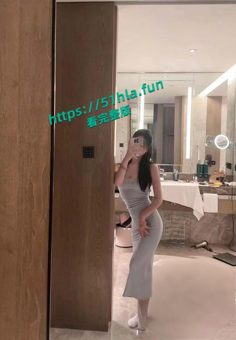 乱伦系列之前女友，海角大神事隔多年重遇⼤学初恋，清纯少女早已变成⿊逼骚货！-2