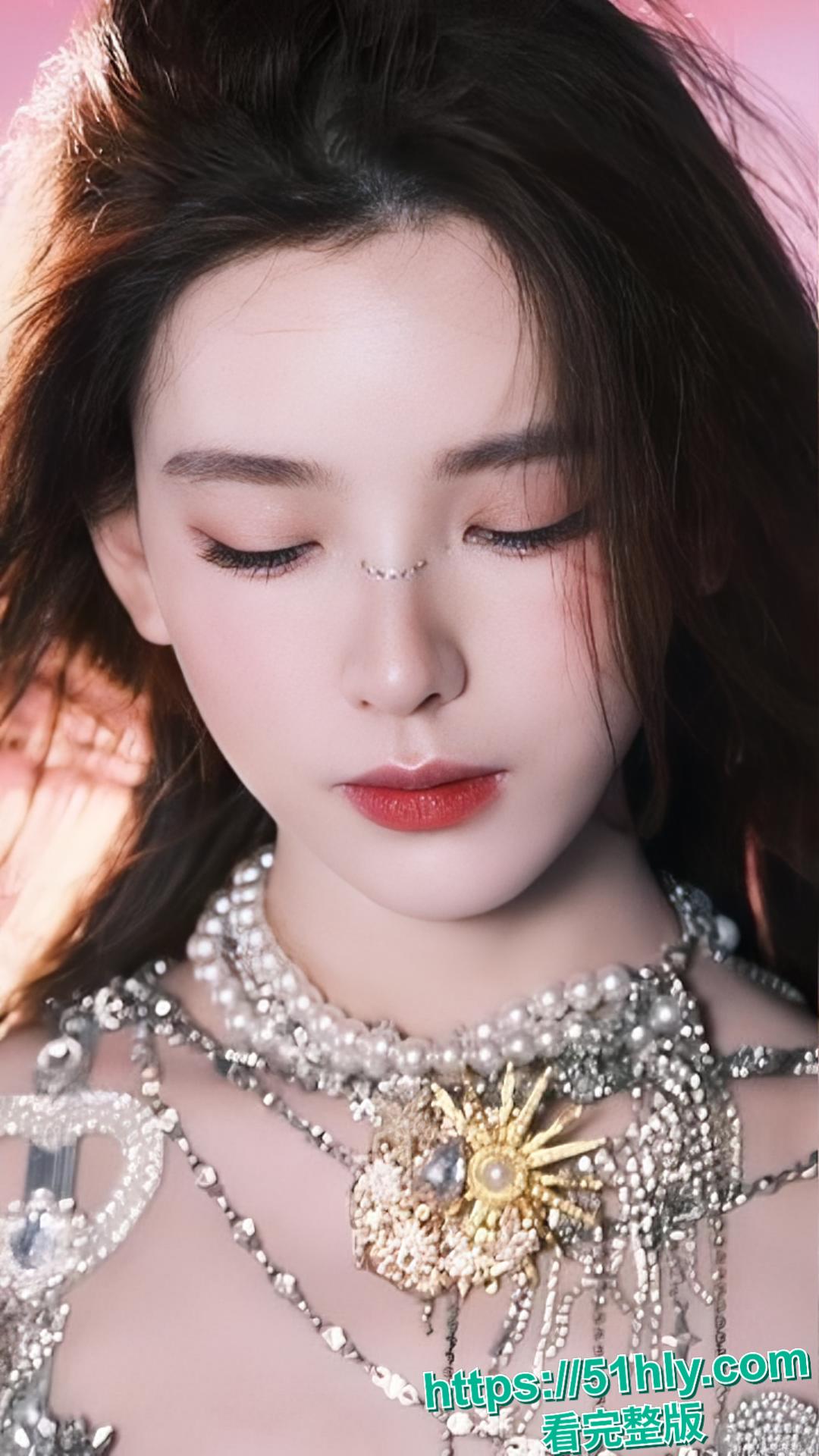 抖音千万级网红 孙一宁 被王思聪亲自实锤 双性恋女神竟是高端卖逼女 四年舔狗换来女神露脸口交视频！-8