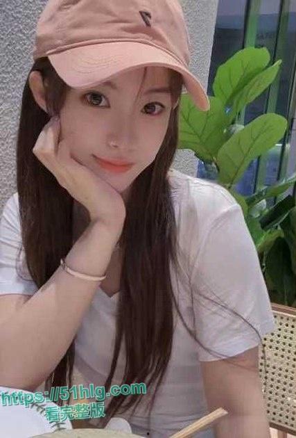 【南京】艺术学院【刘静文】背着男友与体育生偷情 反差校花美乳圆润饱满 骚穴被无套爆操 淫荡不堪-1