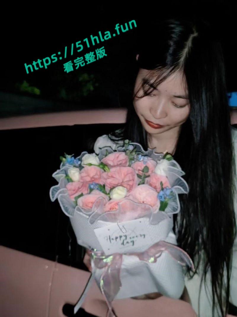 江西抚州英语教师【Jessica】不雅视频曝光，白嫩大奶被不停揉捏，肥臀嫩逼紧裹肉棒淫荡十足！-1