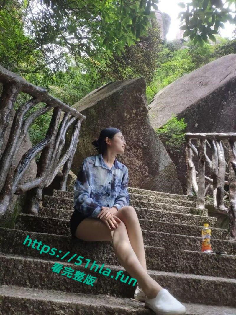 江西抚州英语教师【Jessica】不雅视频曝光，白嫩大奶被不停揉捏，肥臀嫩逼紧裹肉棒淫荡十足！-2